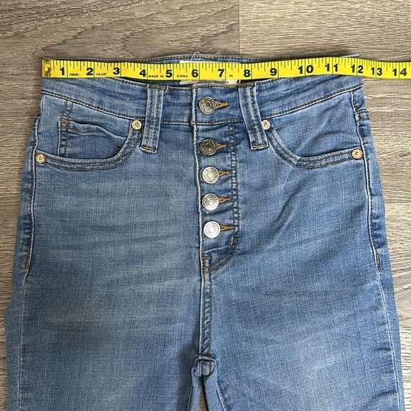 We The Free Free People Button-Fly High Rise Flare Jeans Blue Wash Sz 25 - Picture 7 of 12